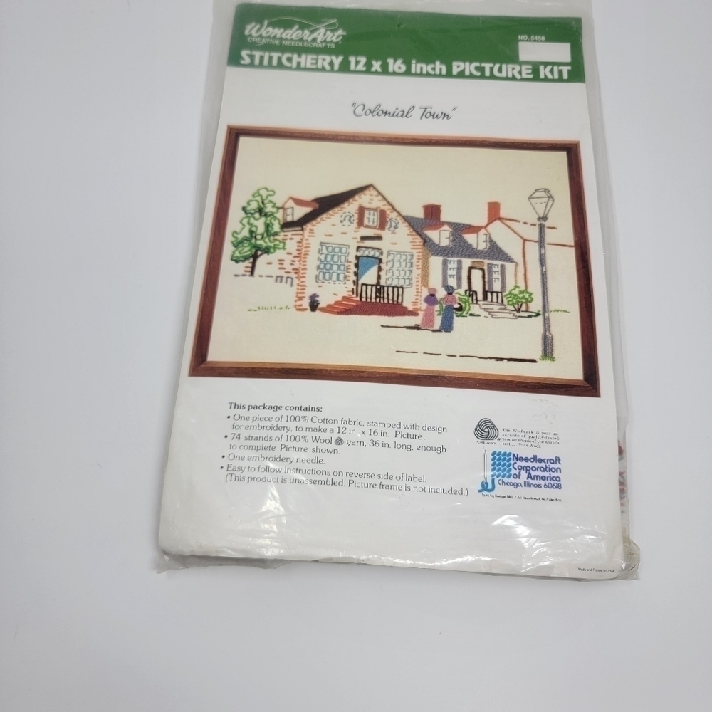 Wonderart Stitchery Picture Colonial Needlework Town 5458  Kit 12 X 16 New T22